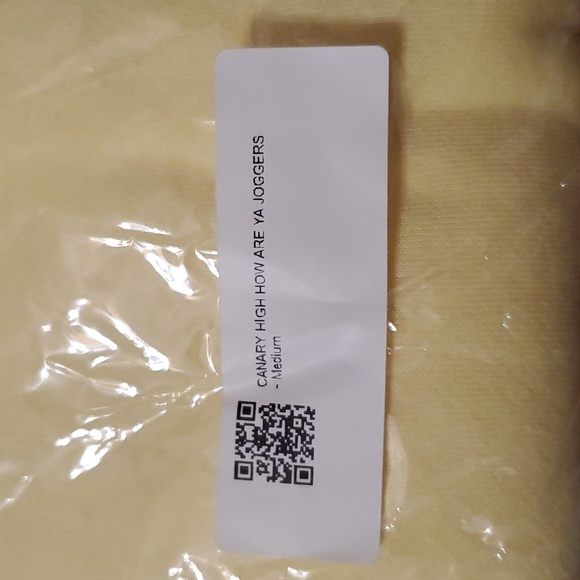 Jeffree Star Lounge Canary High How Are You Joggers Medium - Picture 3 of 5